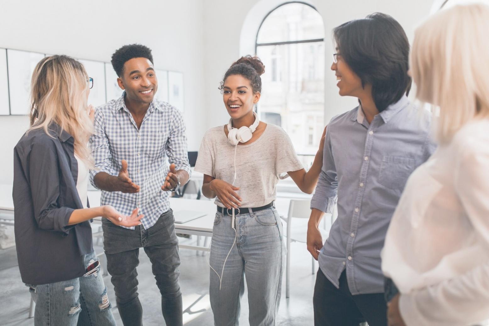 Espace de consultation moderne pour accompagnement en développement professionnel